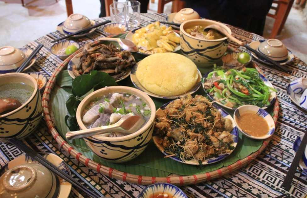 Điểm danh các bãi biển Quảng Ninh đẹp và thu hút khách du lịch 24 Bai Bien Quang Ninh 11