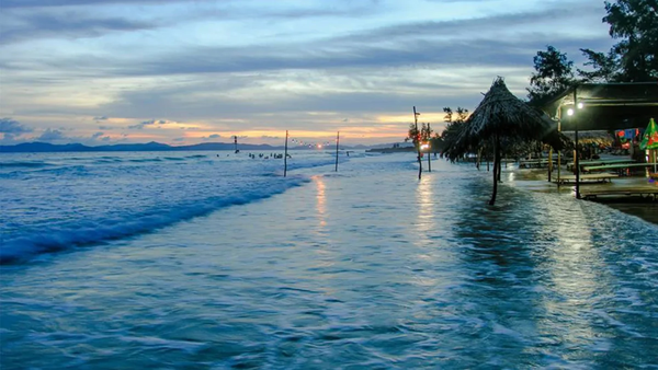 Điểm danh các bãi biển Quảng Ninh đẹp và thu hút khách du lịch 20 Bai Bien Quang Ninh 7