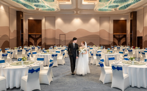 Chi Phi To Chuc Dam Cuoi O Bai Bien 1