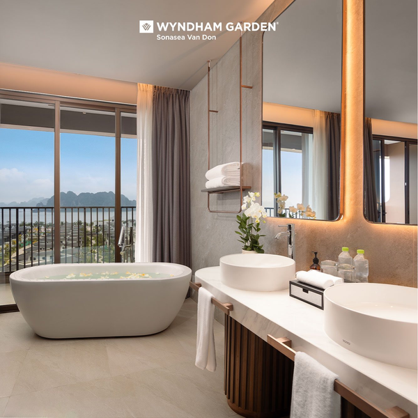 Chi Phi To Chuc Dam Cuoi O Bai Bien 3