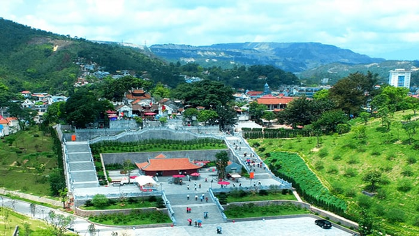 Khu Du Lich Quang Ninh 15