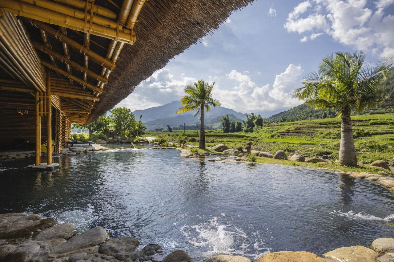 Le Champ Tú Lệ Resort