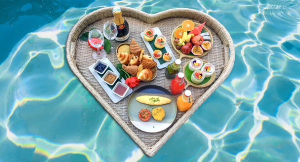 Floating Breakfast 2