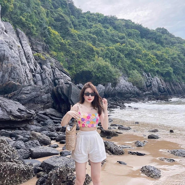 Chụp Ảnh Tại Bãi Đá Bãi Tắm Cát Cò 1