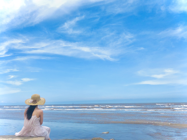 Khung Cảnh Tại Bãi Biển Đồng Châu Thái Bình (Cũ)