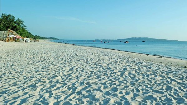 Bãi Biển Vàn Chảy