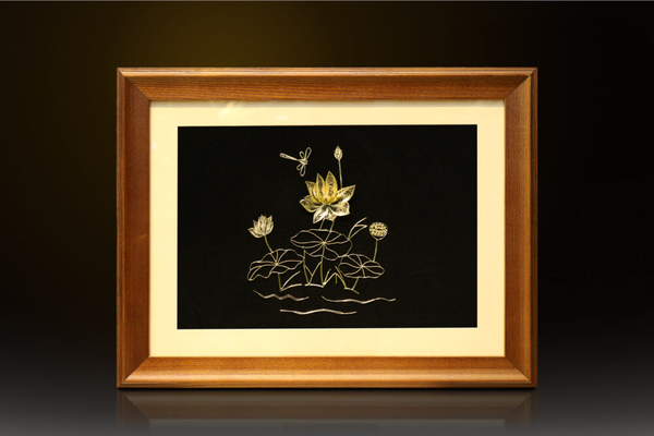 Quà Tặng Mạ Vàng Tranh Hoa Sen