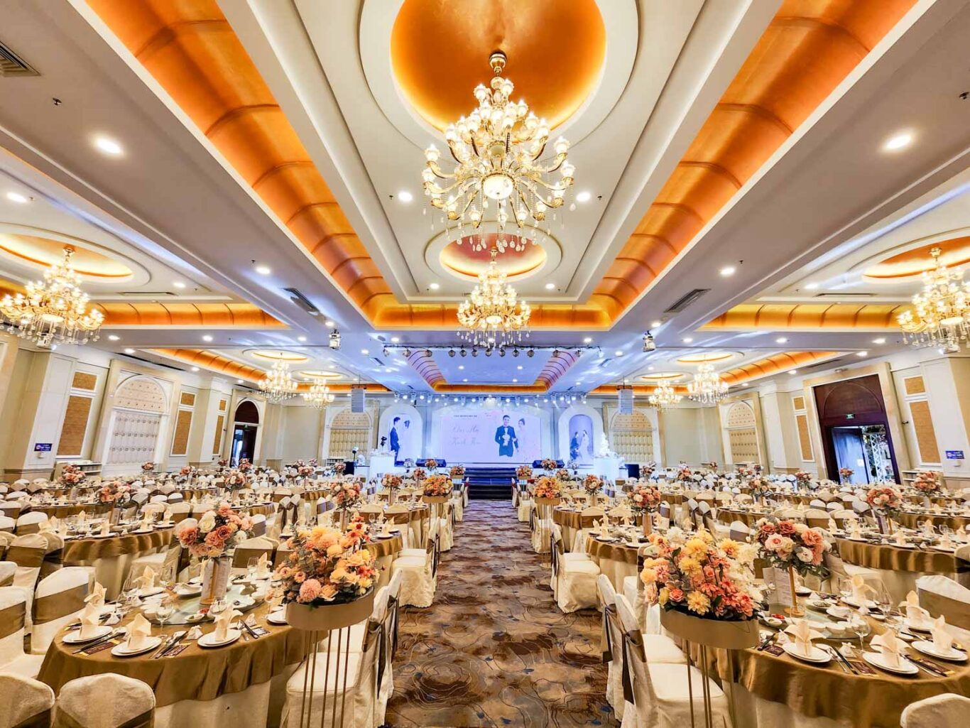 Bí Quyết Trang Trí Không Gian Ấn Tượng Và Sáng Tạo