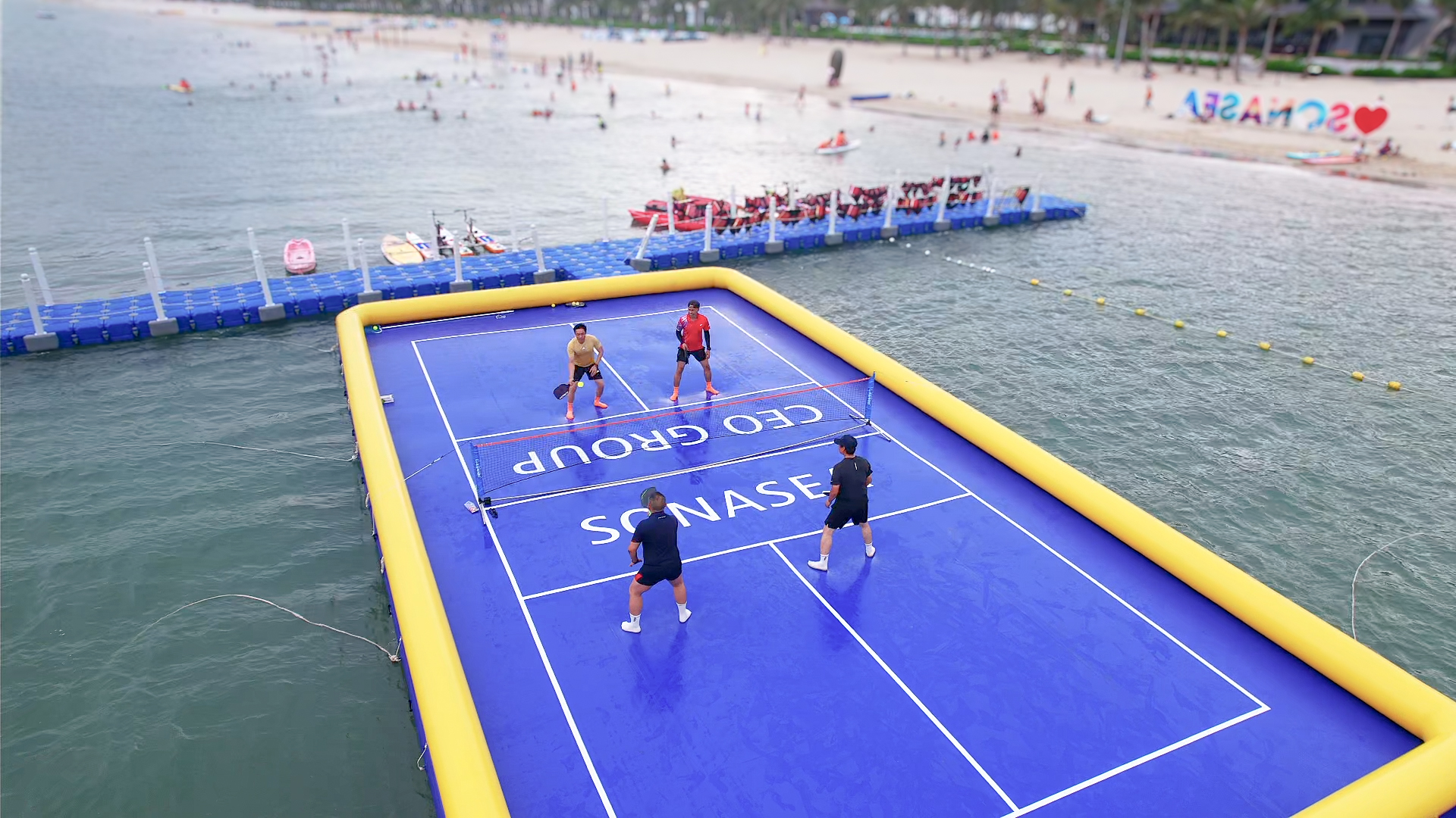 Sân Pickleball Chuyên Nghiệp Ngay Bên Bờ Cát Trắng Mịn