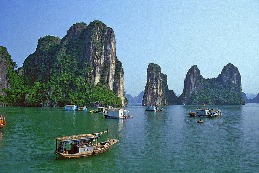 Hạ Long (Quảng Ninh) Tuyệt Tác Kỳ Quan Giữa Biển Trời