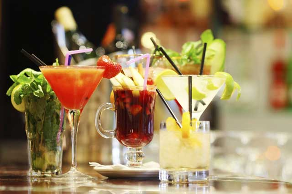 Đồ Uống Giải Nhiệt Nhiệt Đới (Cocktail &Amp; Mocktail)