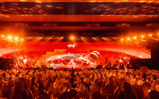 Ý Tưởng Tổ Chức Year End Party Kết Hợp Nghệ Thuật