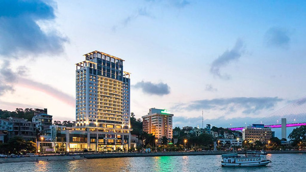 Khách Sạn Wyndham Legend Hạ Long