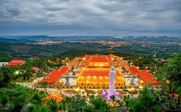 Chùa Ba Vàng Là Địa Chỉ Du Xuân Đầu Năm Gần Hà Nội