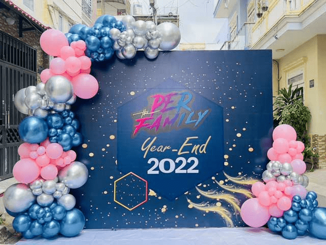 Mẫu Backdrop Year End Party Phong Cách Biển Đảo Tươi Mát Trẻ Trung