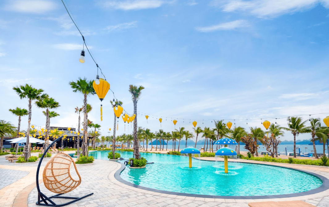 Bể Bơi Vô Cực Hướng Biển Với Tầm Nhìn Tuyệt Mỹ Đón Gió