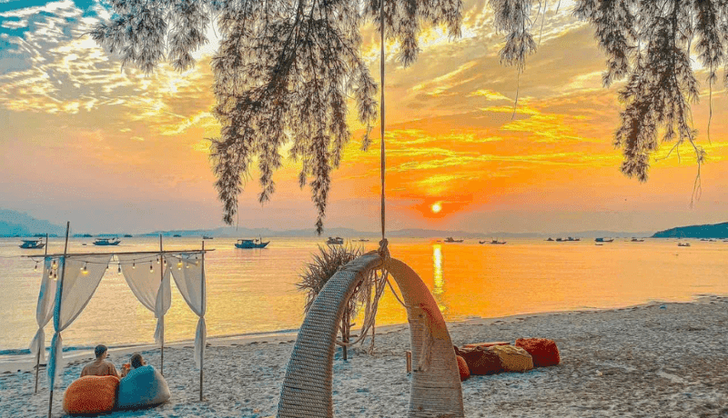 Đảo Cô Tô - Ngắm Hoàng Hôn Rực Rỡ Bên Bờ Đại Dương