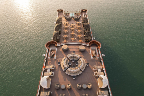 Du Thuyền Ambassador Cruise