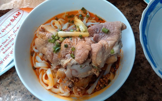 Quán Quảng Sam - Quán Ăn Sáng Bình Dân, Ngon - Bổ - Rẻ 