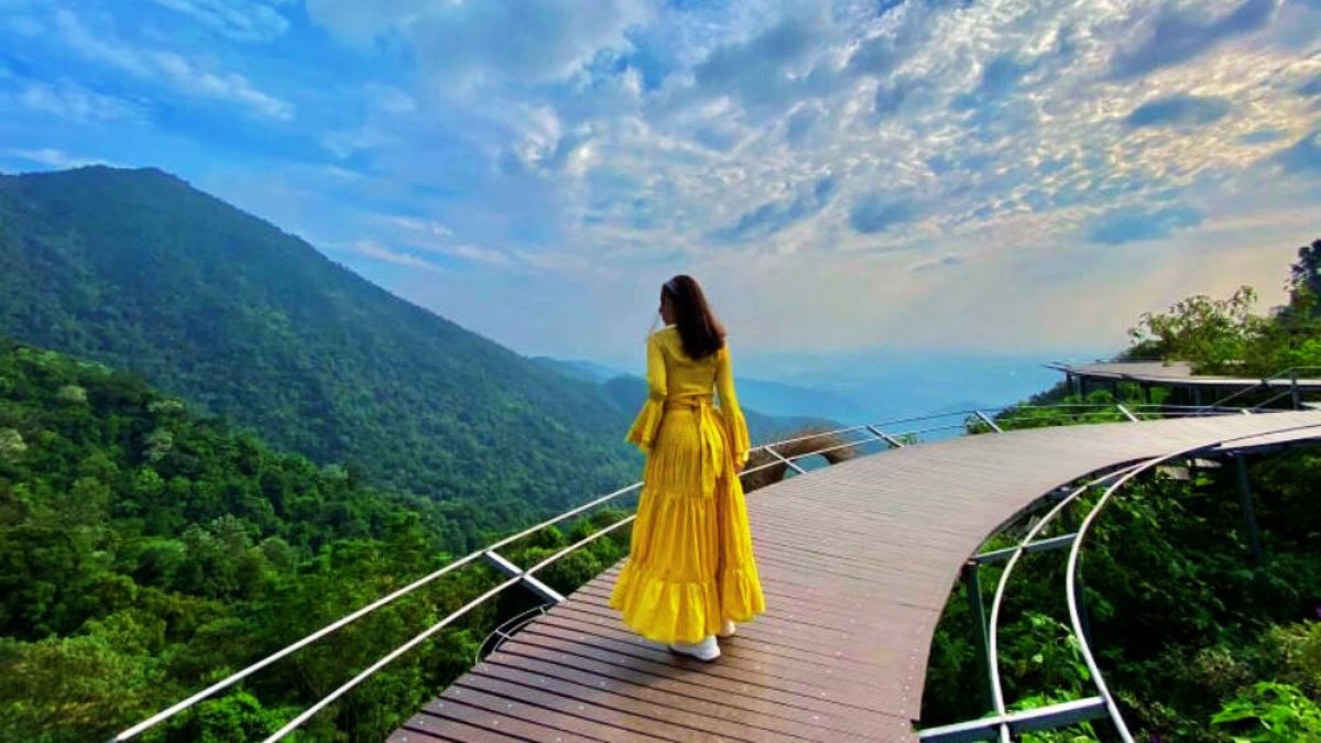 Check In Cau May Bong Benh Giua Dai Ngan Xanh Tham