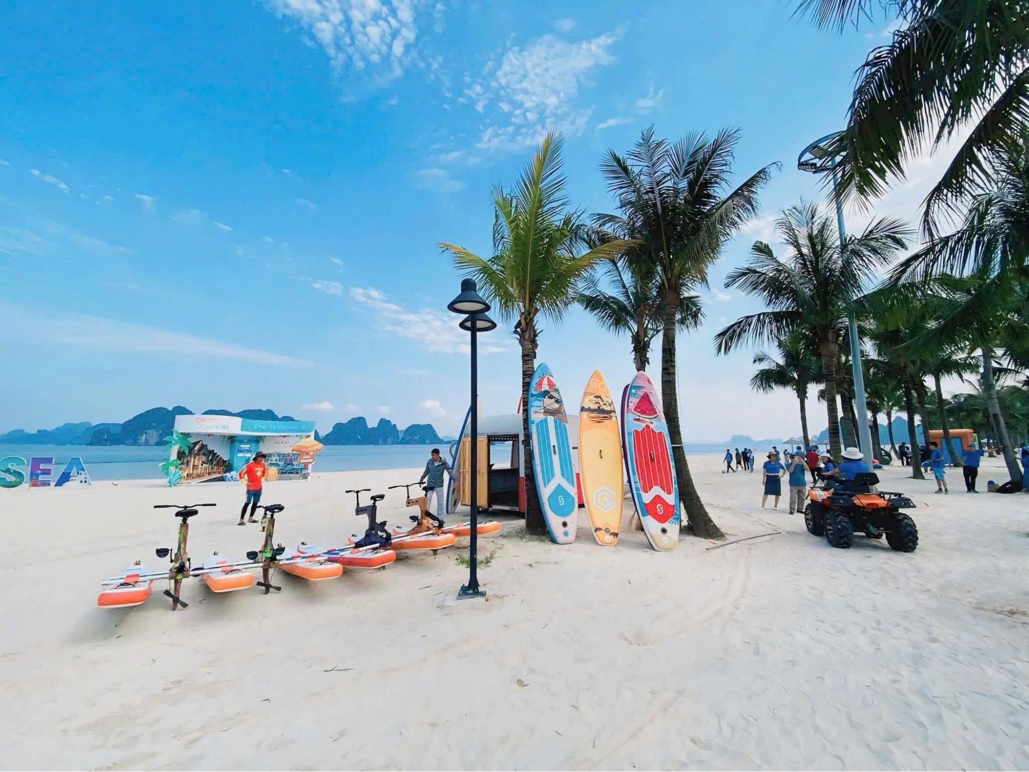 Cheo Sup Ven Bien Tan Huong Gio Troi Tu Nhien