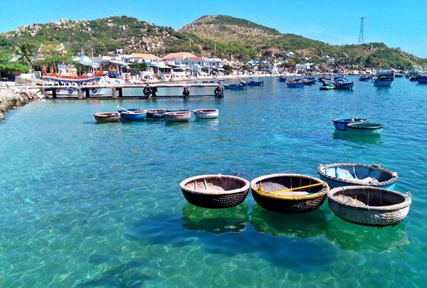 10 hòn đảo đẹp nhất Việt Nam bạn nhất định phải ghé một lần 39 Đảo Bình Hưng - Khánh Hòa