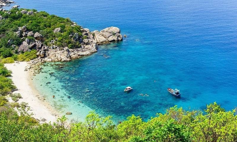 10 hòn đảo đẹp nhất Việt Nam bạn nhất định phải ghé một lần 38 Đảo Bình Ba - Khánh Hòa