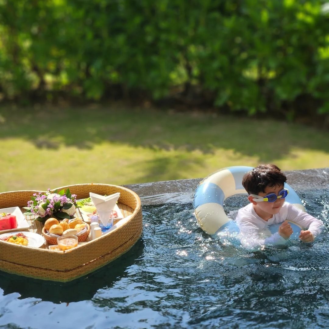 Floating Afternoon Tea - Trải nghiệm trà chiều trên mặt nước đầy sang chảnh 14 Floating Afternoon Tea 5