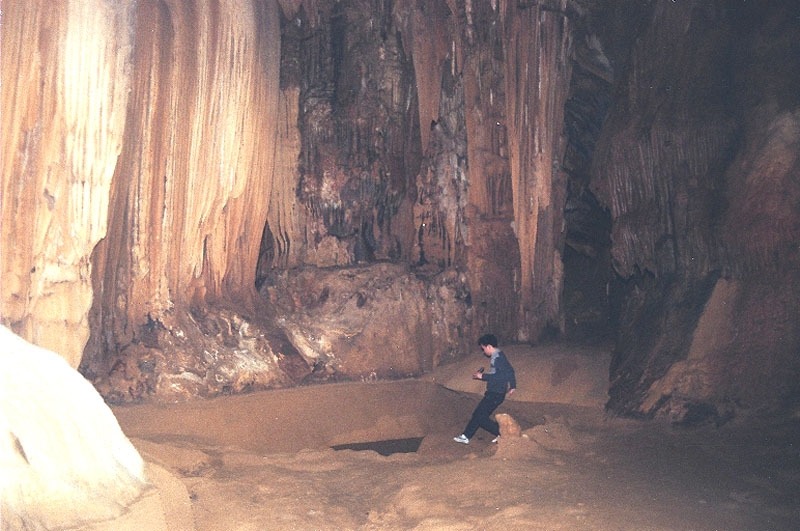 Hang Nha Tro 2