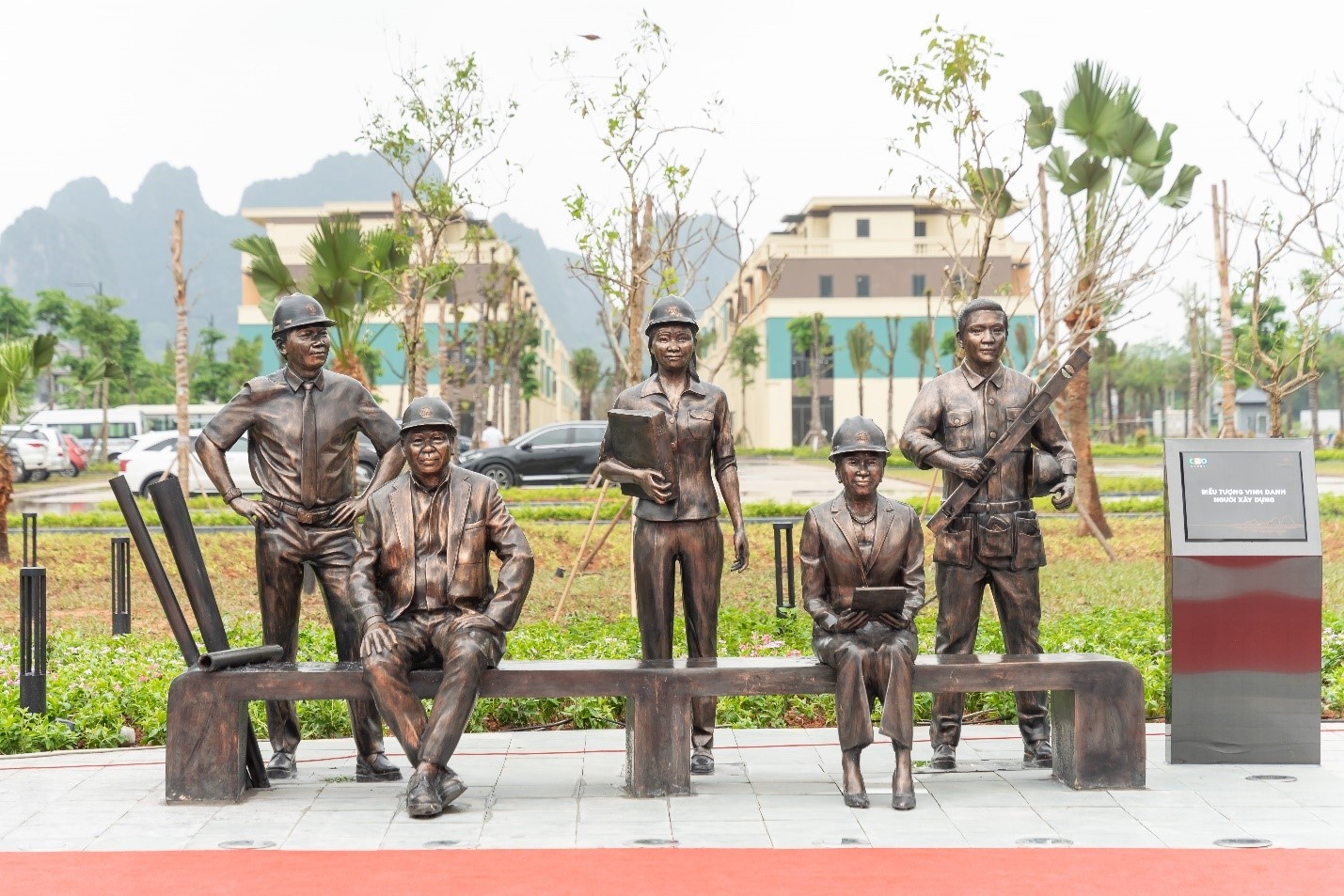 CEO Group unveils its first 5-star resort in Van Don 6 A Tribute To The Construction Workers Of Wyndham Garden Sonasea Van Don