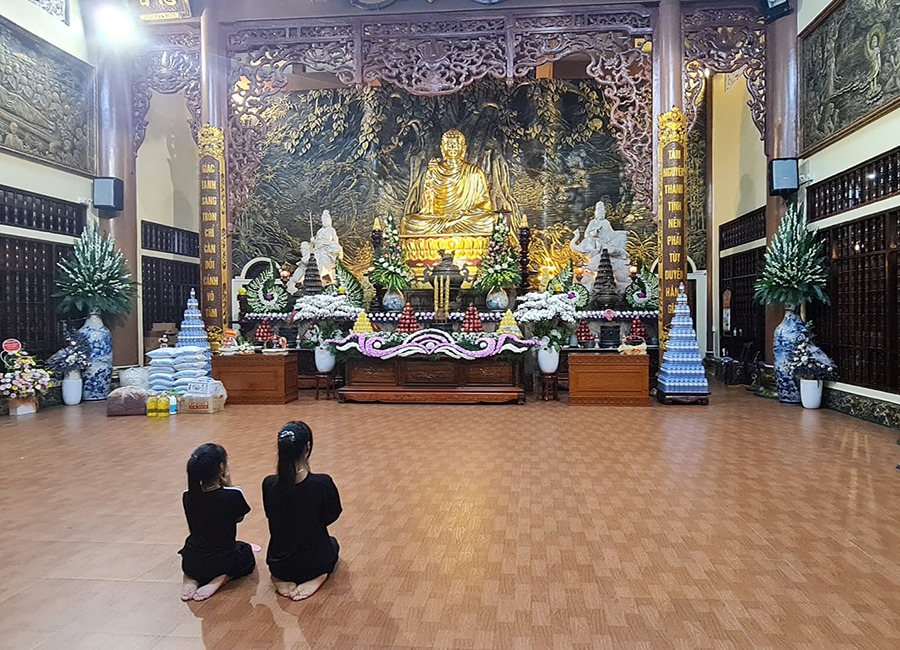 Chinh Dien Chua Cai Bau