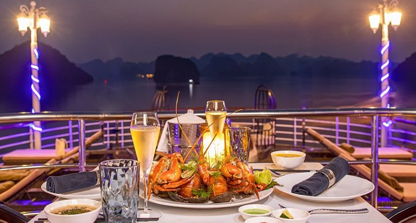 Thuong Thuc Bua Toi Tai Ha Long