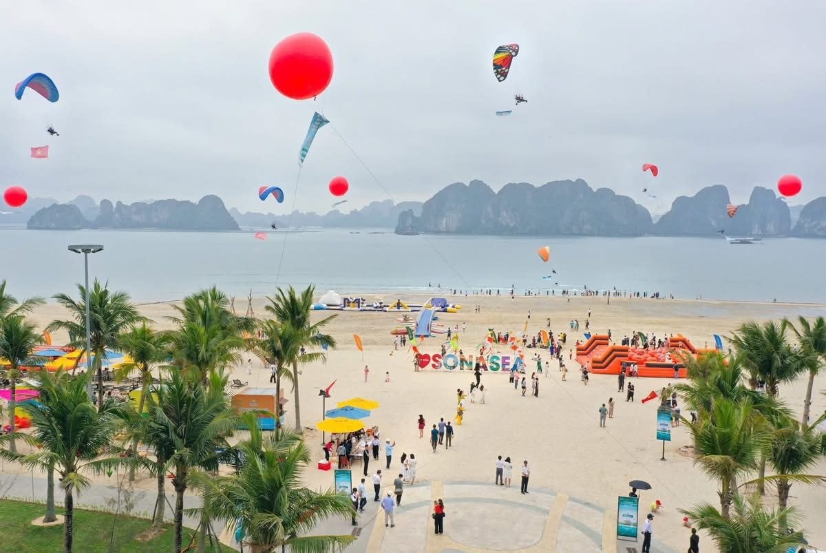 Hoat Dong Ngoai Bai Bien Sonasea Van Don