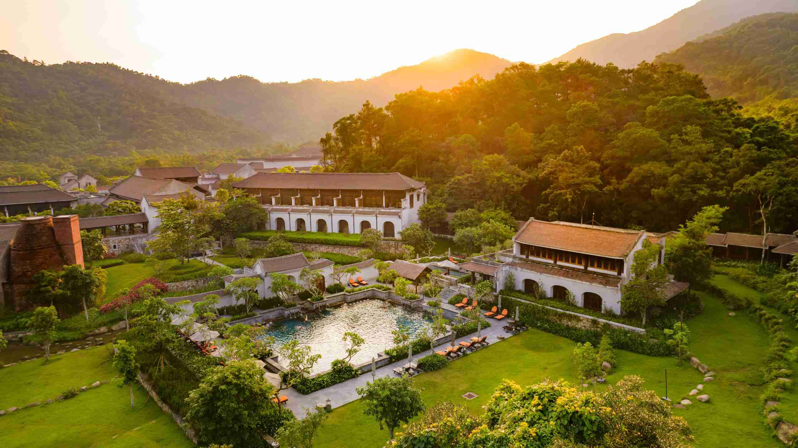 10+ Resort miền Bắc đẹp mê ly, lý tưởng cho gia đình và các cặp đôi 38 Legacy Yen Tu