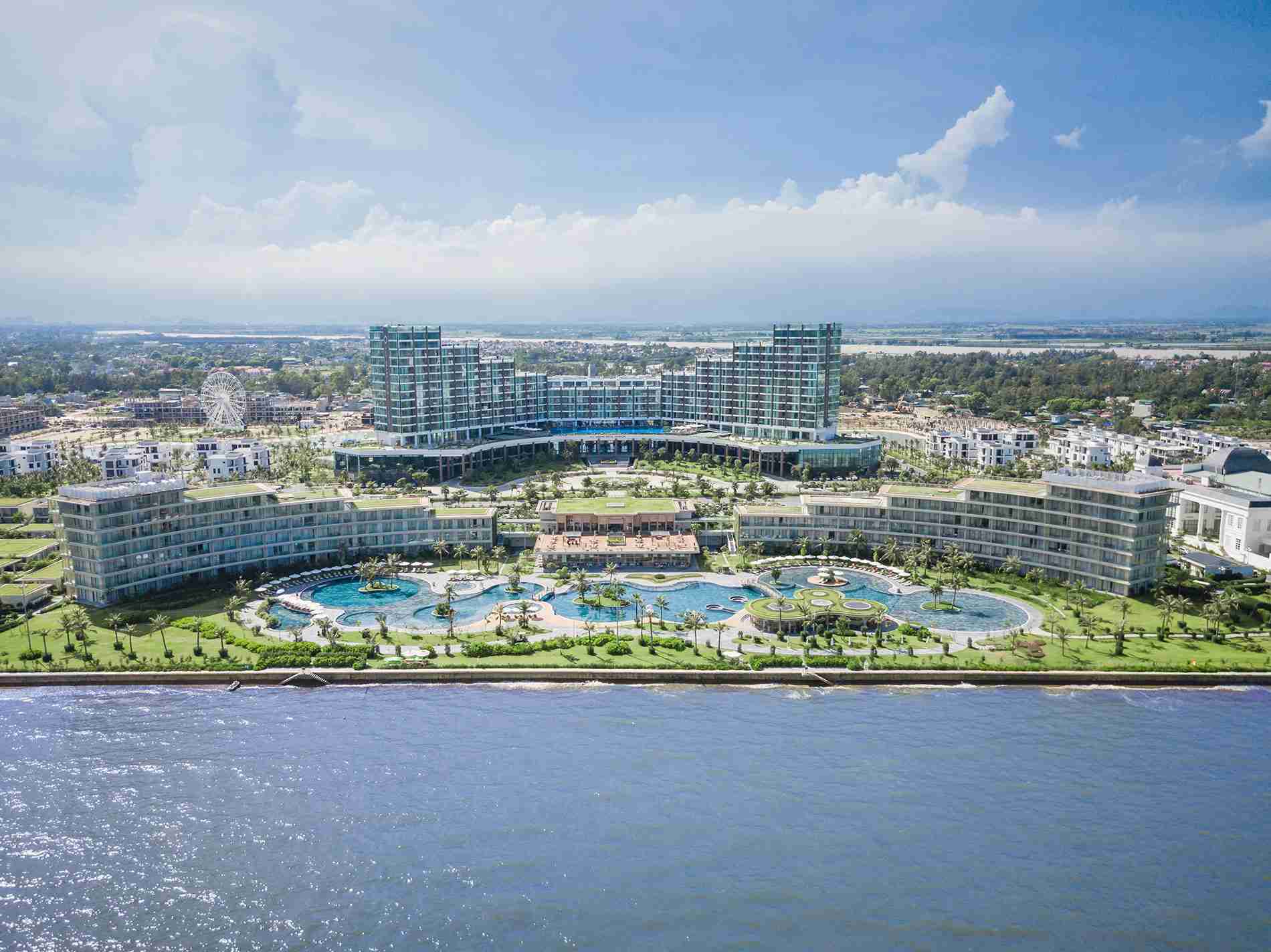 10+ Resort miền Bắc đẹp mê ly, lý tưởng cho gia đình và các cặp đôi 41 Toan Canh Quan The Du Lich Flc Sam Son