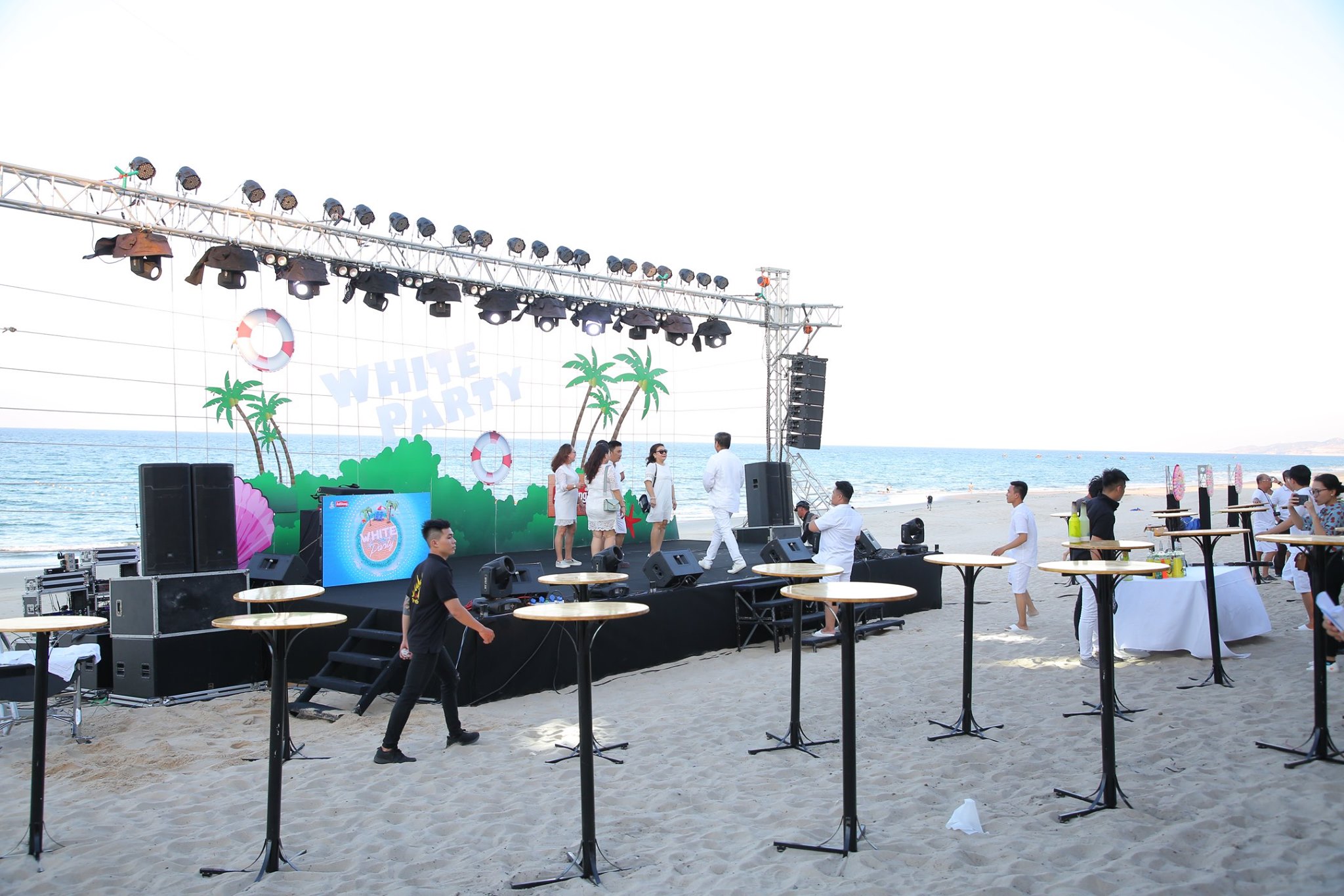 Kịch bản gala dinner hoàn chỉnh: Hướng dẫn từ A – Z cho sự kiện thành công